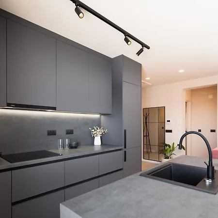 Apartamento Silba Three Bedroom With Private Jacuzzi