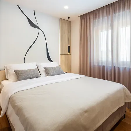 Silba Three Bedroom With Private Jacuzzi * Zadar