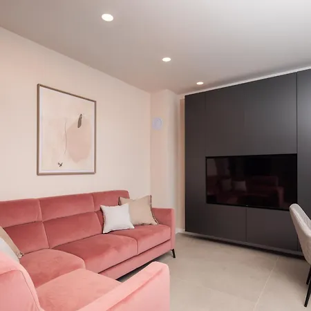 Silba Three Bedroom With Private Jacuzzi Apartment Zadar