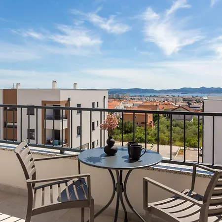 Silba Three Bedroom With Private Jacuzzi * Zadar
