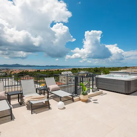 Silba Three Bedroom With Private Jacuzzi Apartment